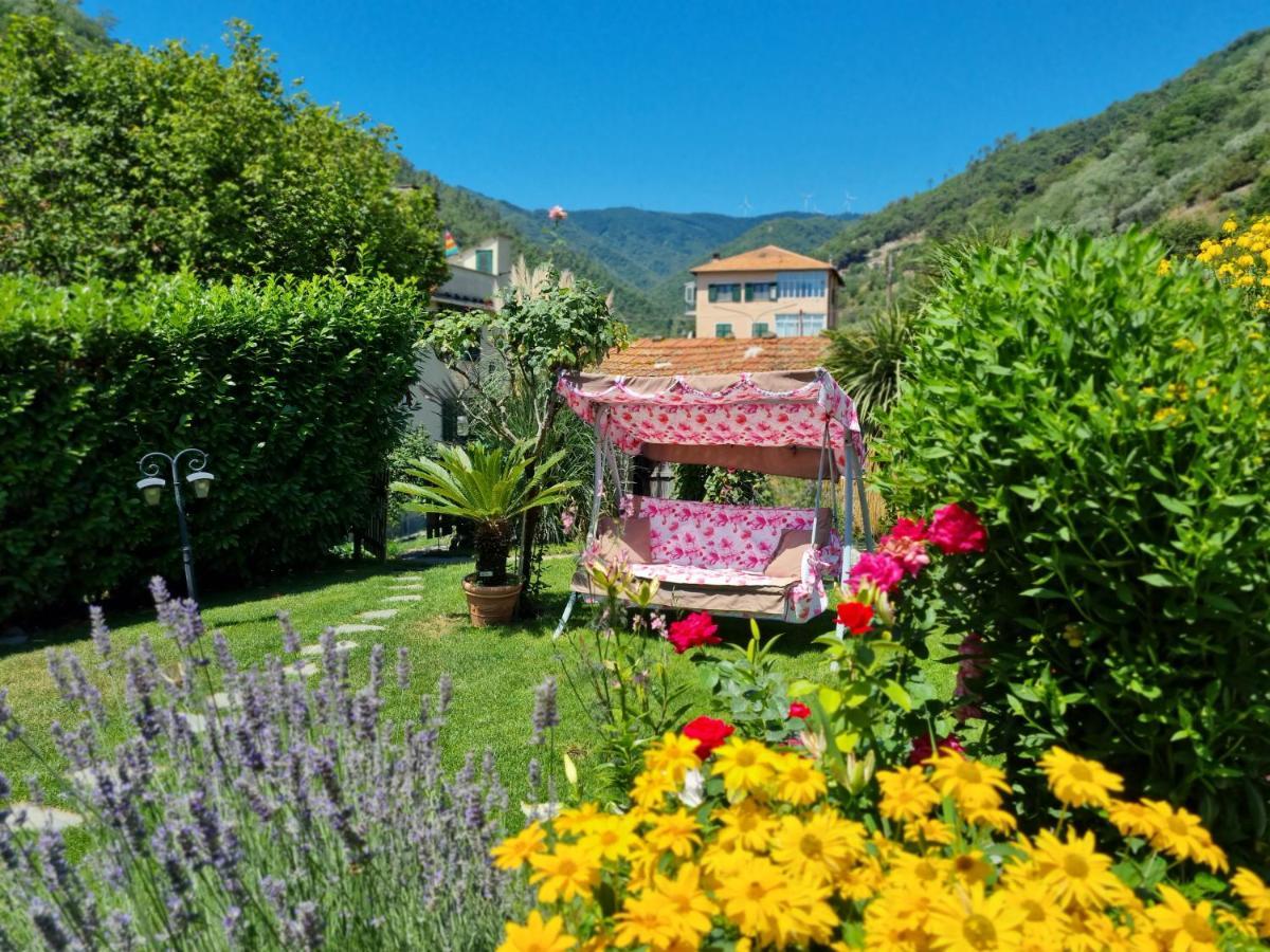 Casa Vacanze Family Albisola Superiore Exterior foto